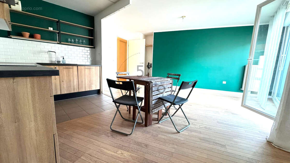 Appartement à BAGNEUX