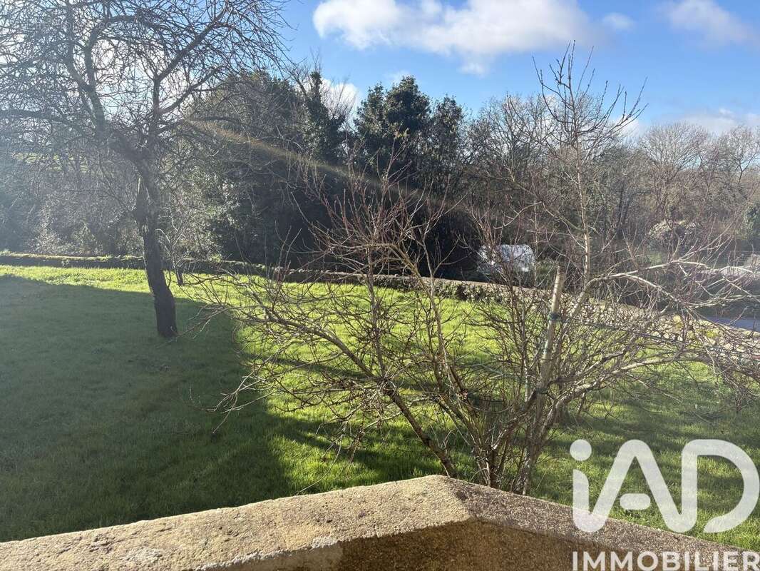 Maison 350 m² à Locmiquelic  - photo 8