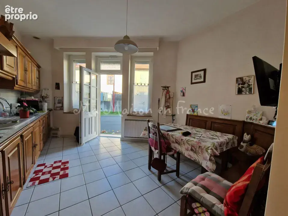 Maison 11 pièces 240 m² à vendre à Brout-Vernet (03110) - photo 5