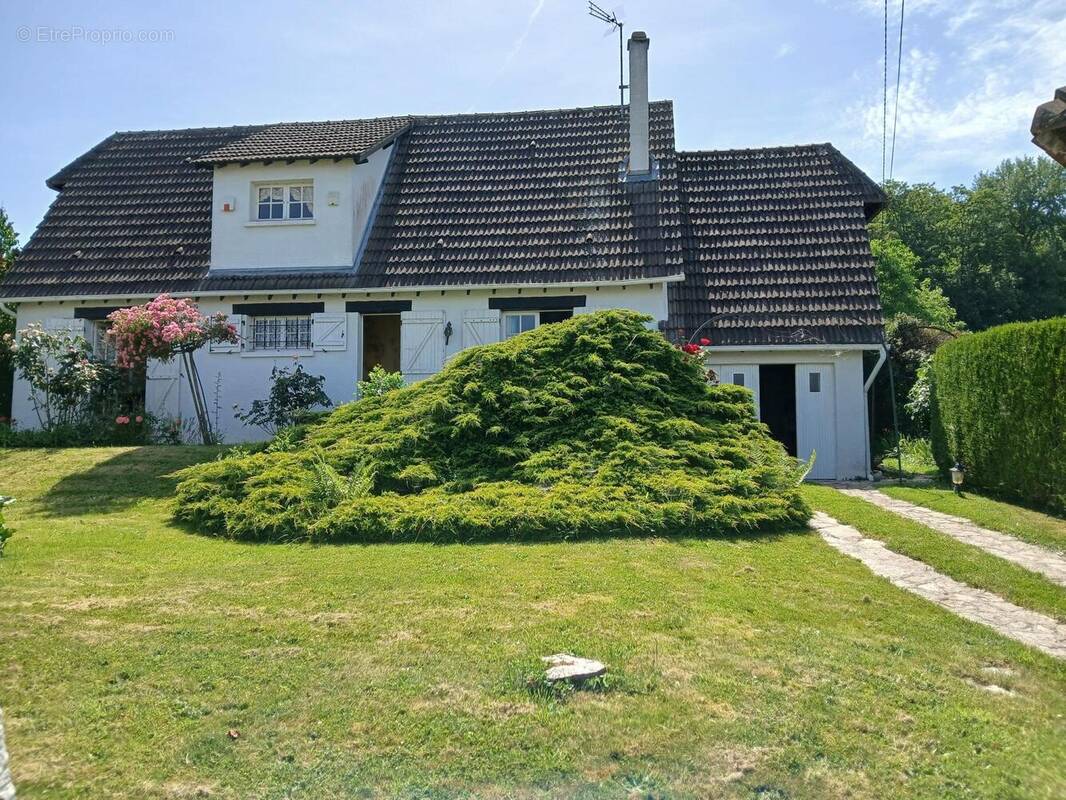 Photo 1 - Maison à LA CHAPELLE-REANVILLE