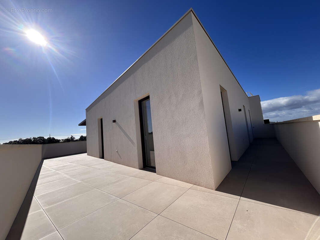 Appartement à CASTRIES