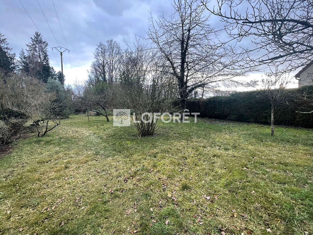 Maison à MOUSSEAUX-SUR-SEINE