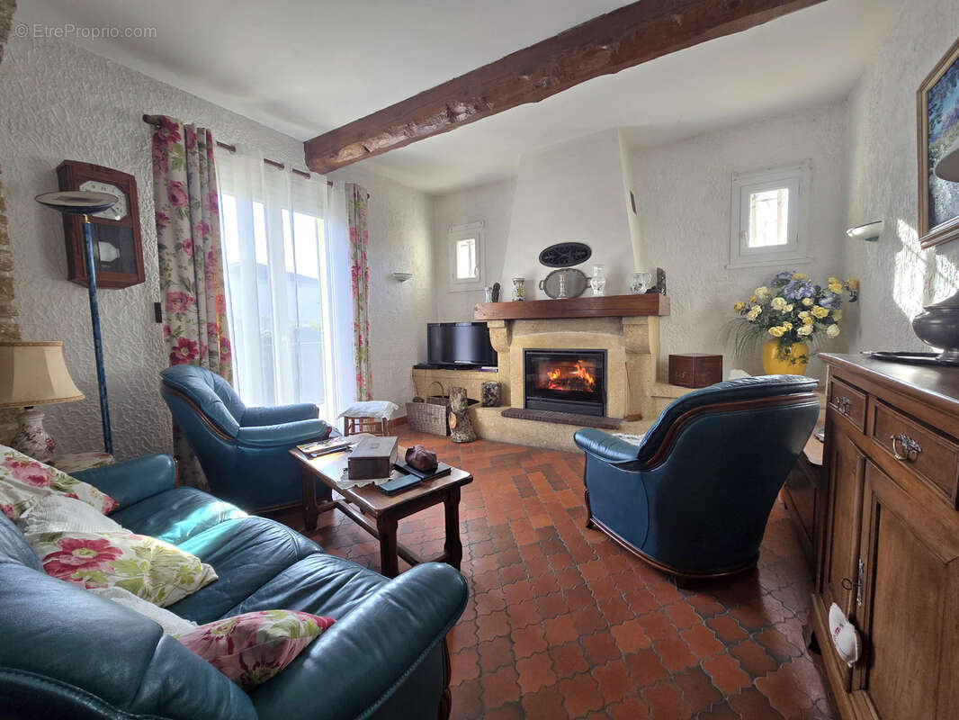 Maison à L&#039;ISLE-SUR-LA-SORGUE