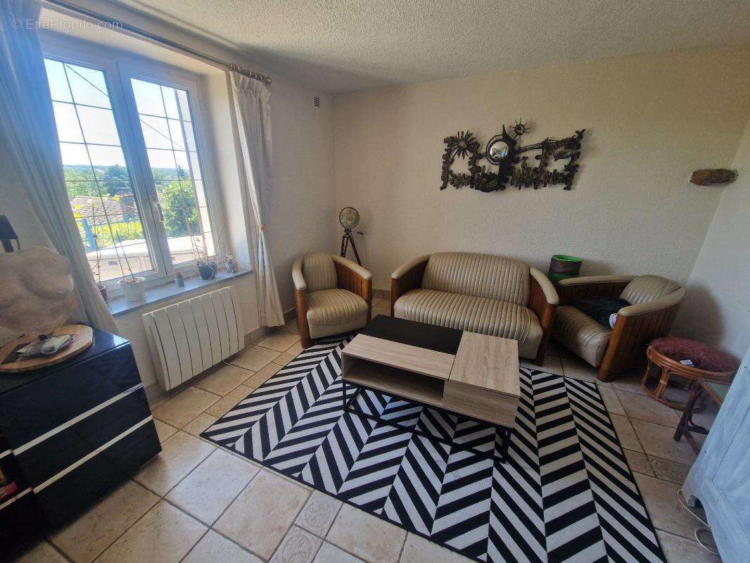 Maison à EZY-SUR-EURE