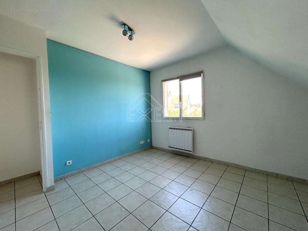 Maison récente 7 pièces 150 m² avec double garage, dépendance, box à chevaux et grand jardin de 1685 m² à Villegats - photo 12