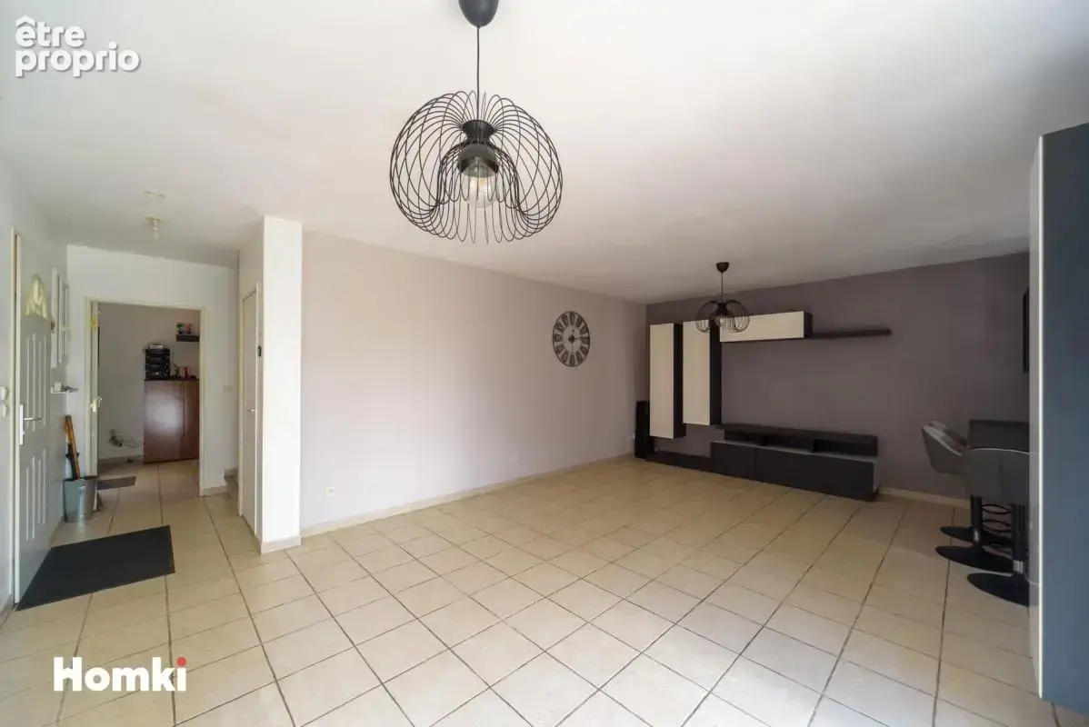 Maison/Villa T6 de 110 m² à La Farlède 83210 - photo 3