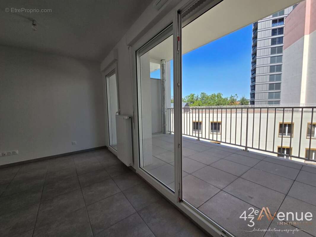 Appartement à SAINT-ETIENNE