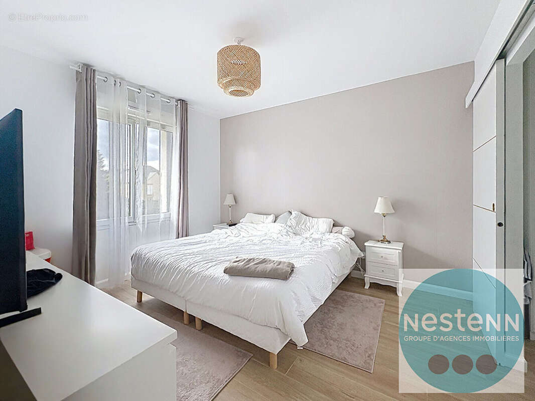 Maison à SAINT-PRYVE-SAINT-MESMIN