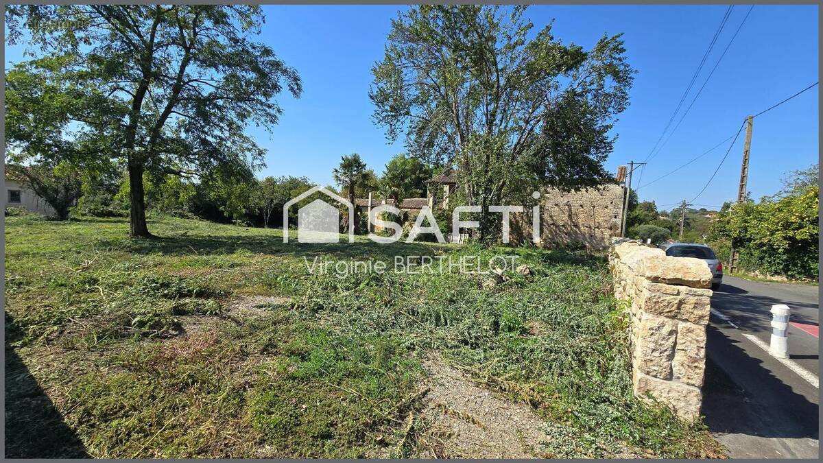 Photo 1 - Terrain à SAINTE-OUENNE