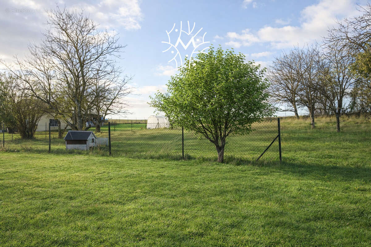 Maison à BERTONCOURT