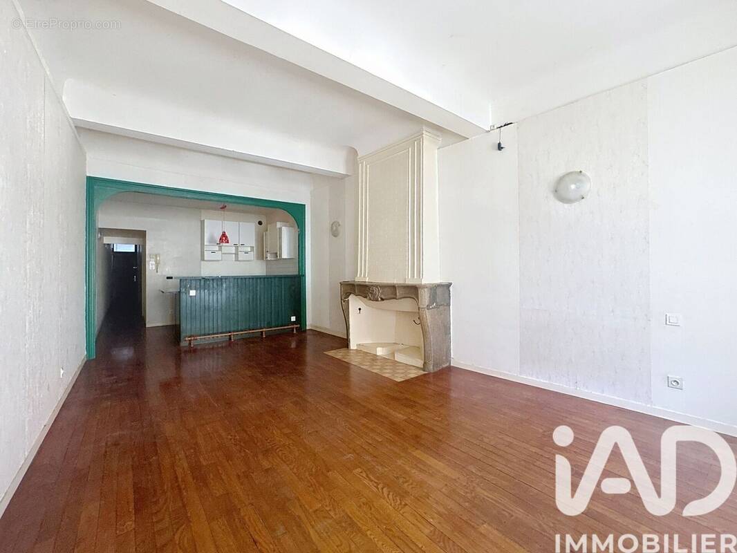 Photo 1 - Appartement à LONS-LE-SAUNIER