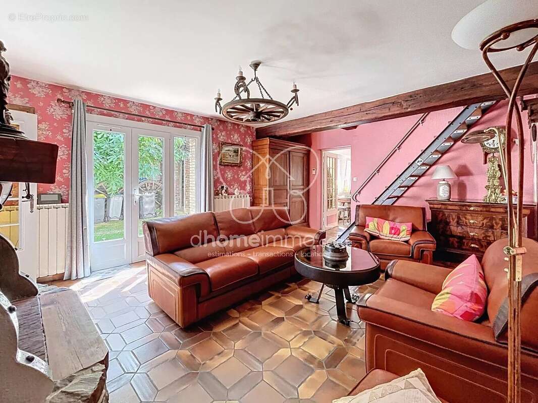 Maison à RAIMBEAUCOURT