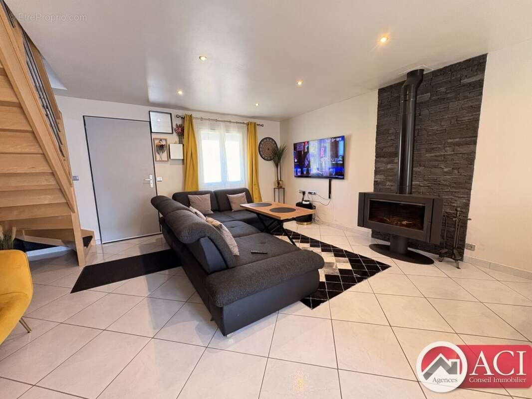 Maison à Meru (60110) - photo 2