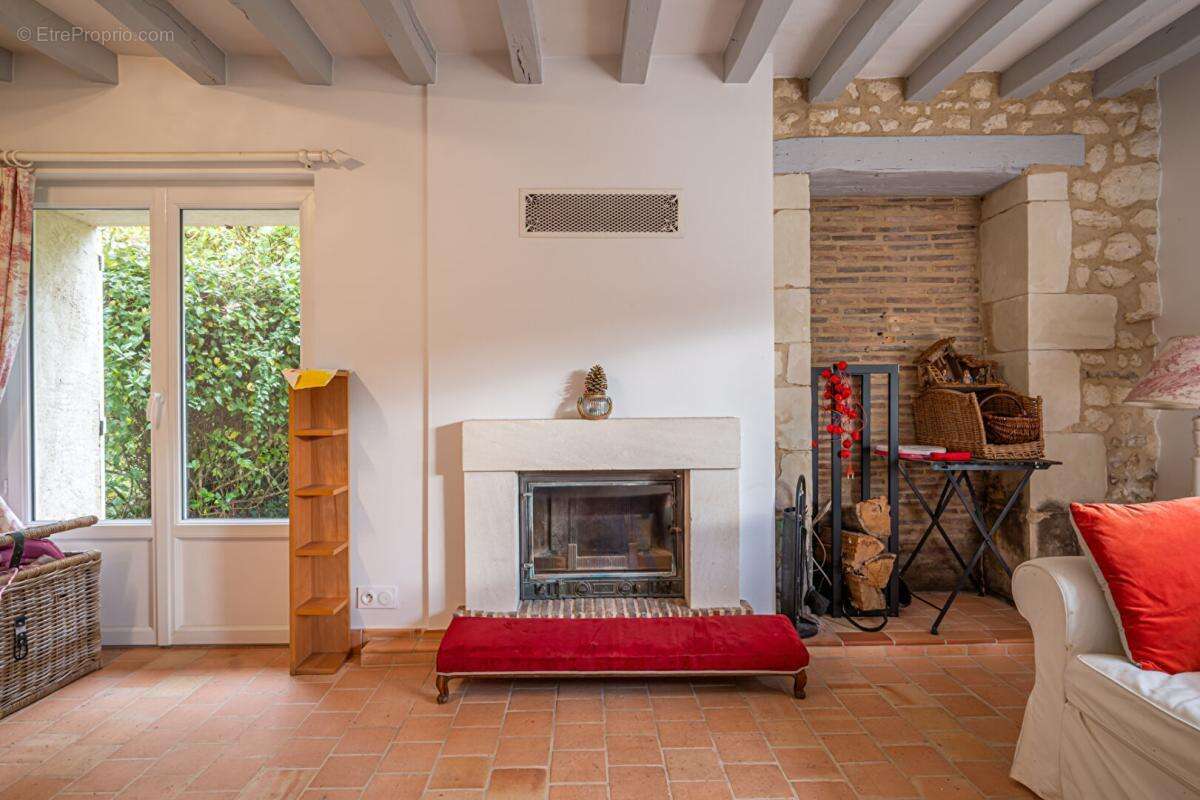Maison Jupilles 6 pièce(s) 117 m2 - 2 chambres ++ - Piscine - photo 4