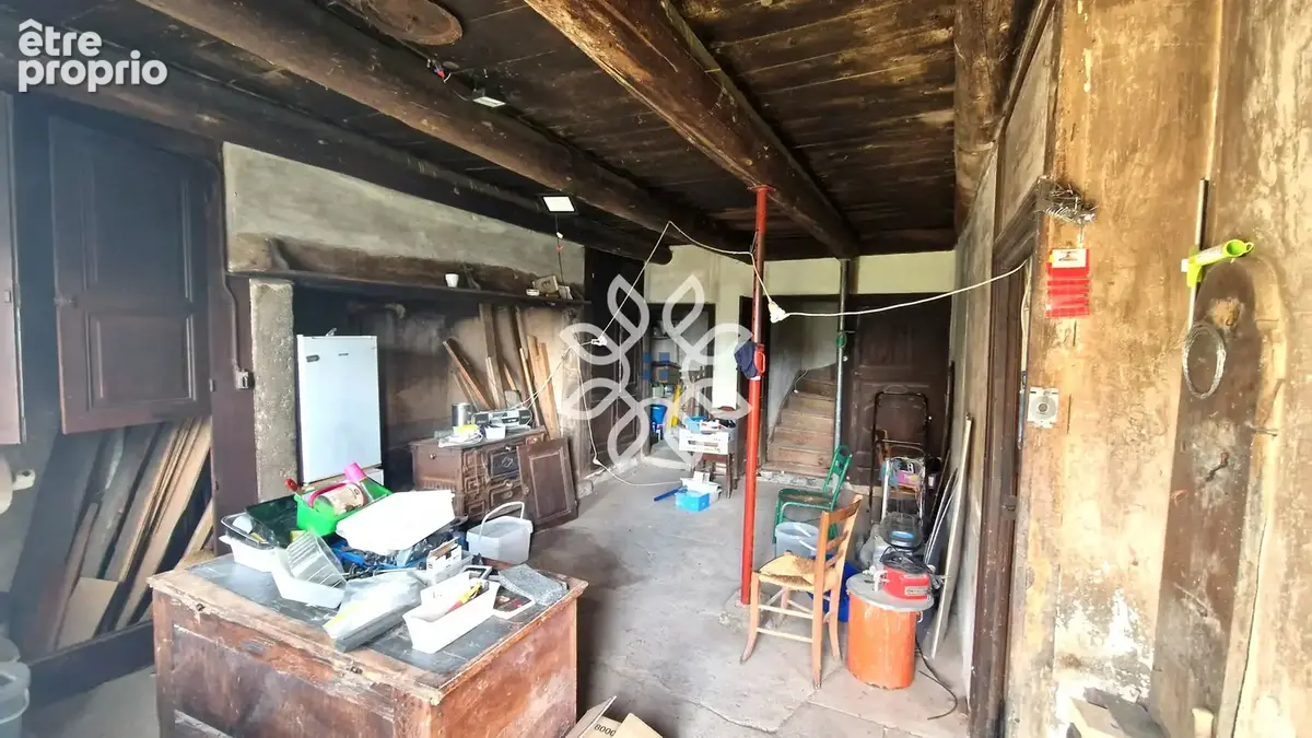 Ensemble immobilier à rénover avec dépendances et vue dégagée - photo 11
