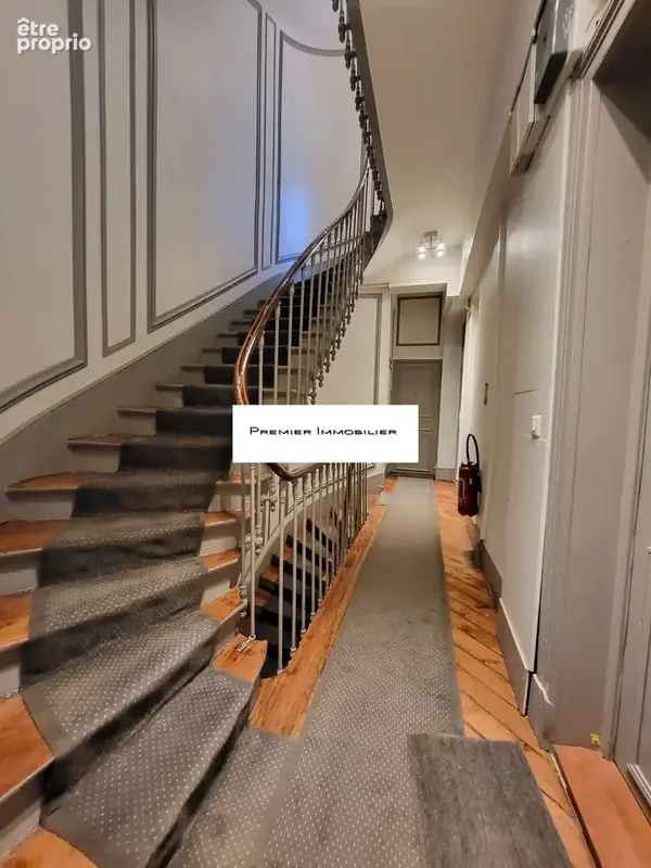 Appartement 3 pièces 69 m² à vendre à Paris-8e (75008) - photo 3