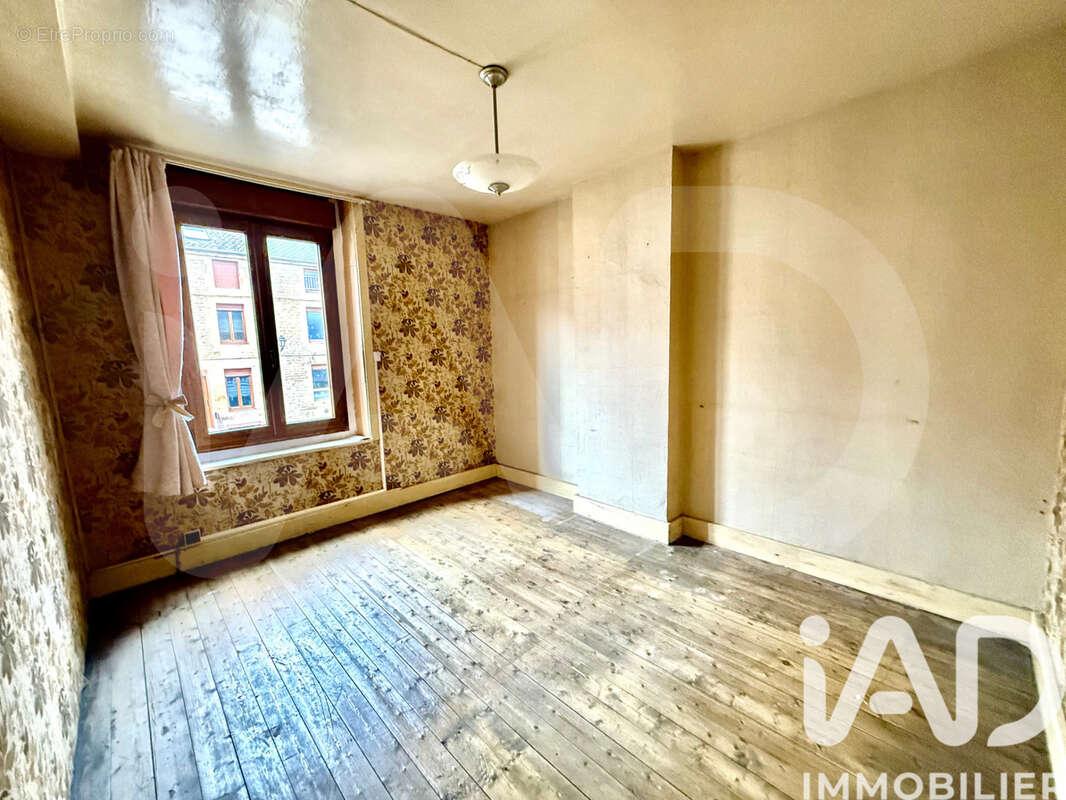 Photo 7 - Maison à NOYERS-PONT-MAUGIS