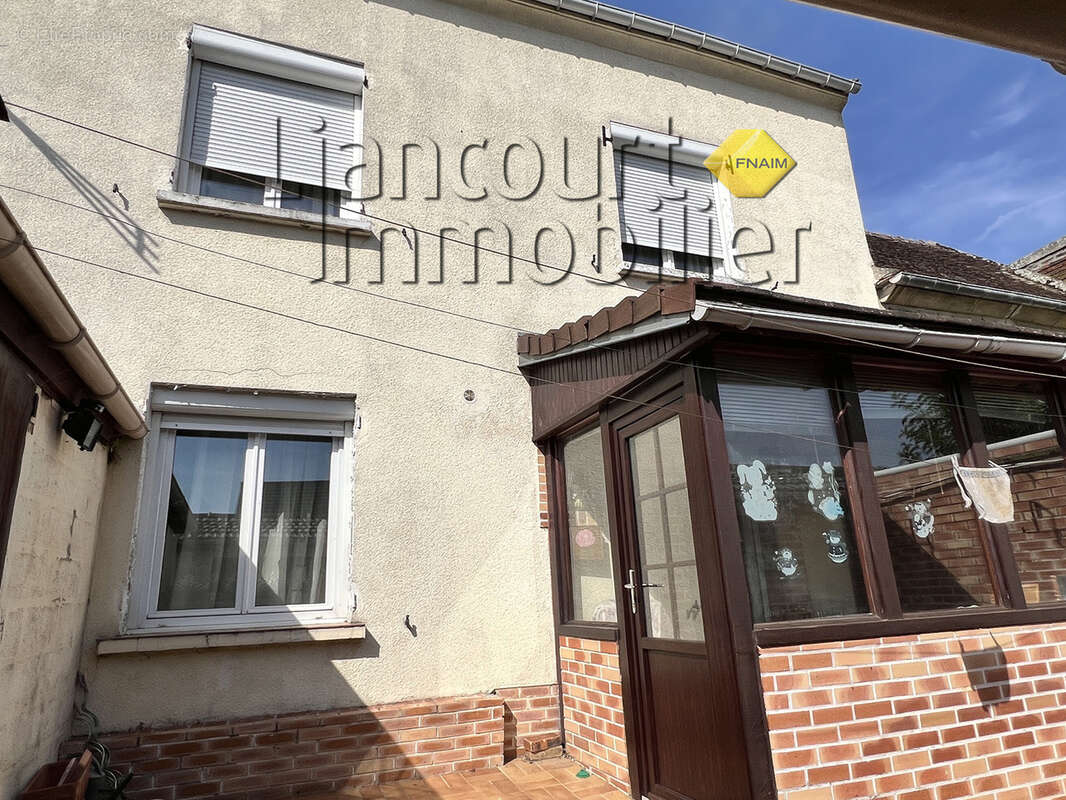 Maison à LIANCOURT