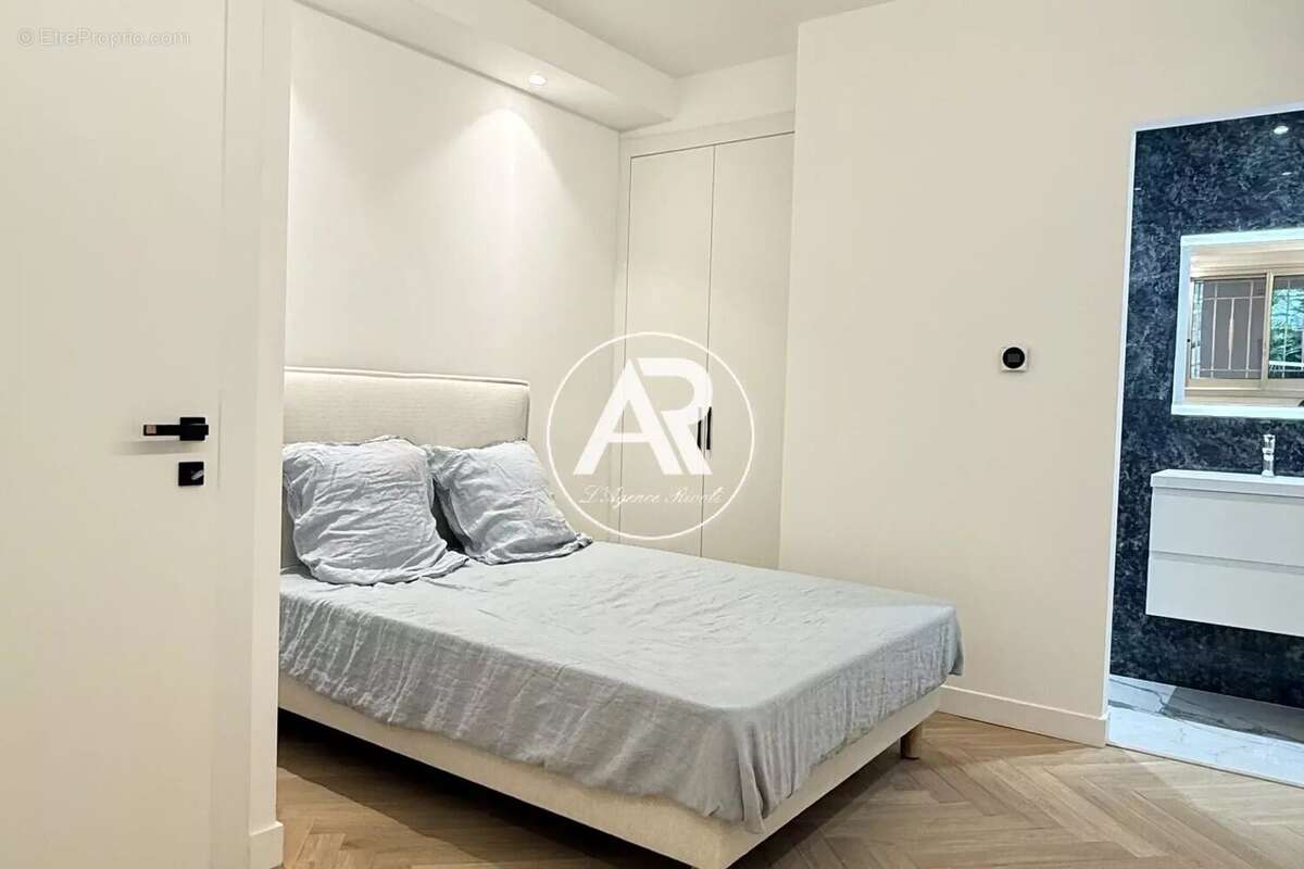 Appartement à VILLEFRANCHE-SUR-MER