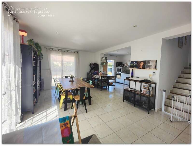 Exclusivité - Villa contemporaine de 106m² pour 4 pièces avec jardin et garage - proche de PEZENAS (34120) - photo 4