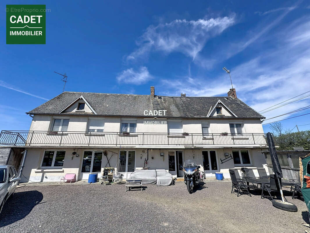 Maison à SAINT-PLANCHERS