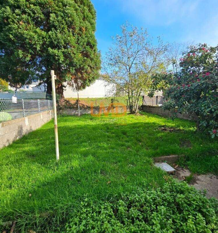 Maison à LA CHAPELLE-SUR-ERDRE