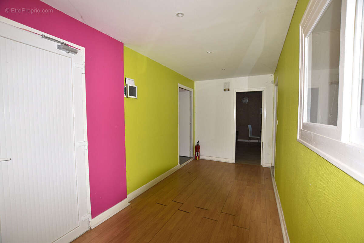 Commerce à LAPALISSE