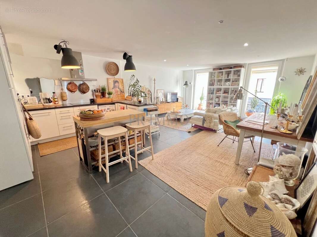 Appartement à FREJUS