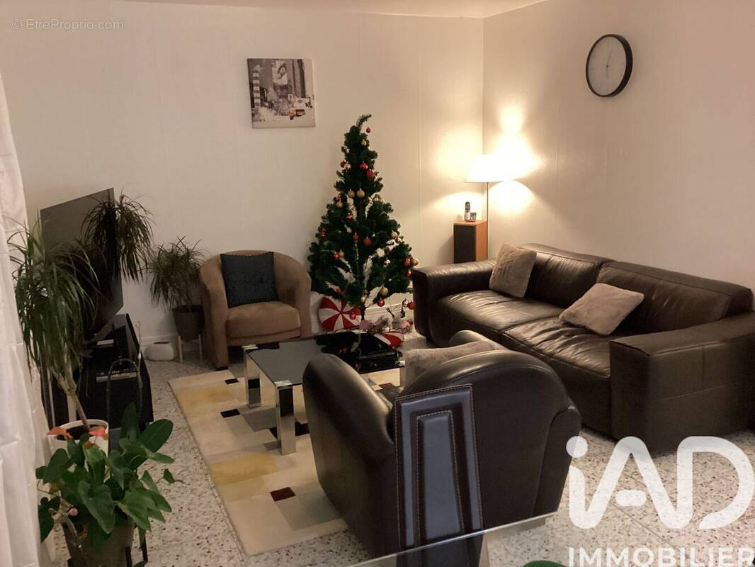 Photo 1 - Appartement à CHOISY-LE-ROI
