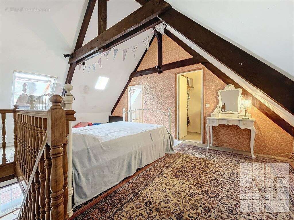 Maison à COUESMES-VAUCE