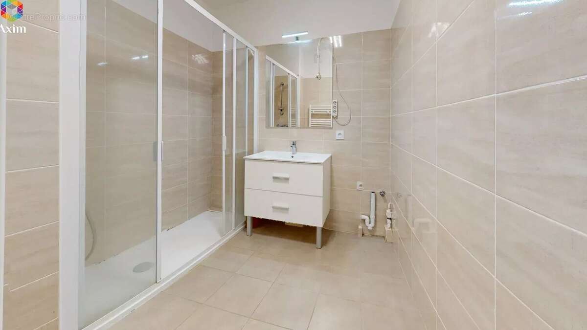 Appartement récent avec jardin, piscine et vue dégagée - photo 25
