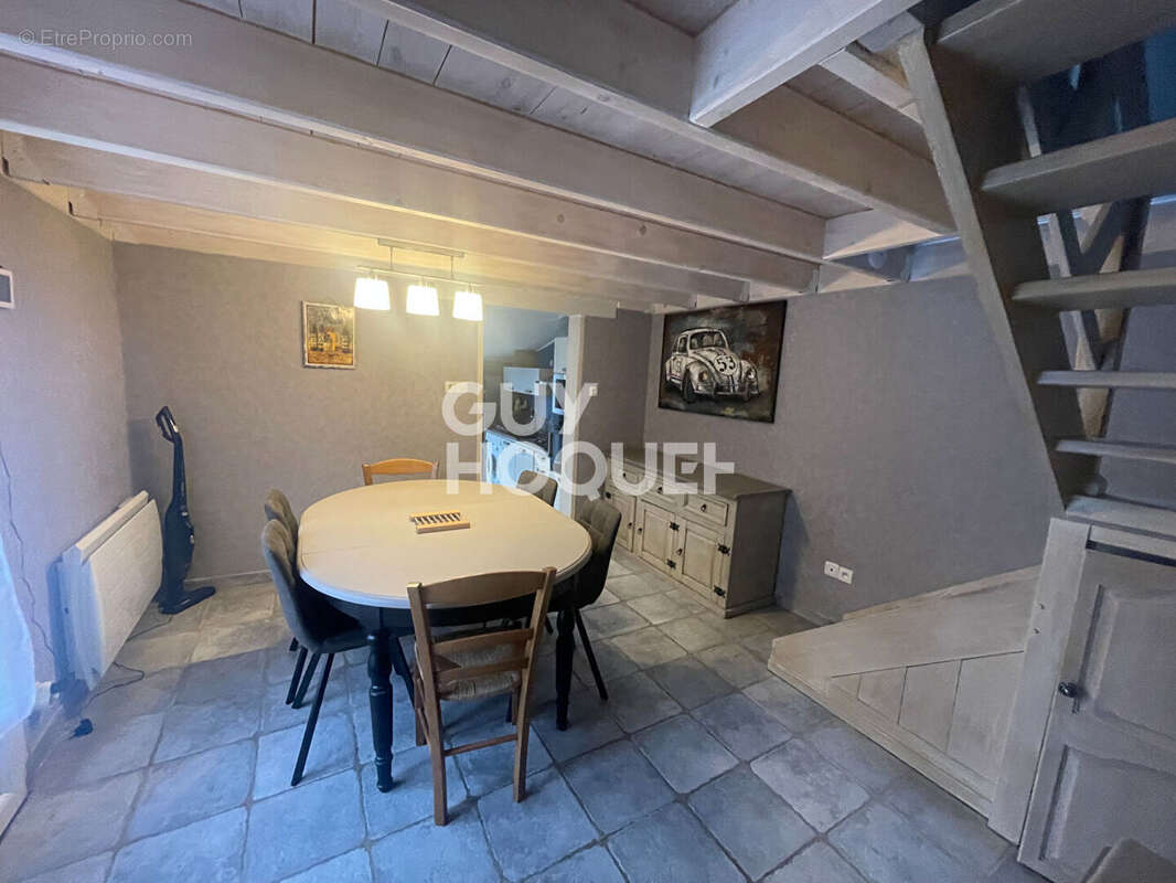 Maison à CREANCES