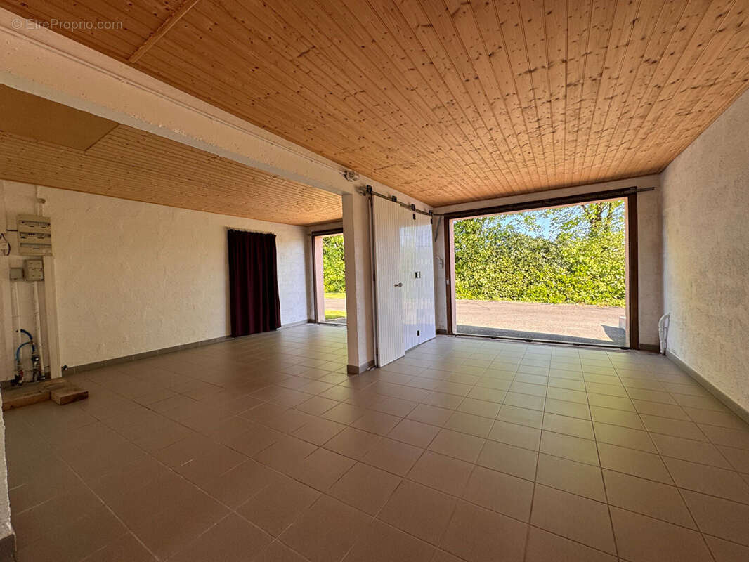 Maison à VENANSAULT