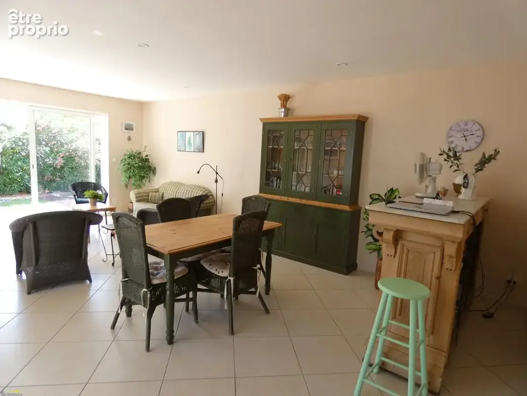 Maison 5 pièces 134 m² à vendre à Pezenas (34120) - photo 4