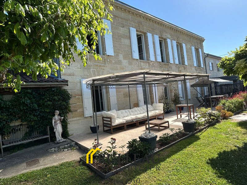 Maison à SAINT-ANDRE-DE-CUBZAC