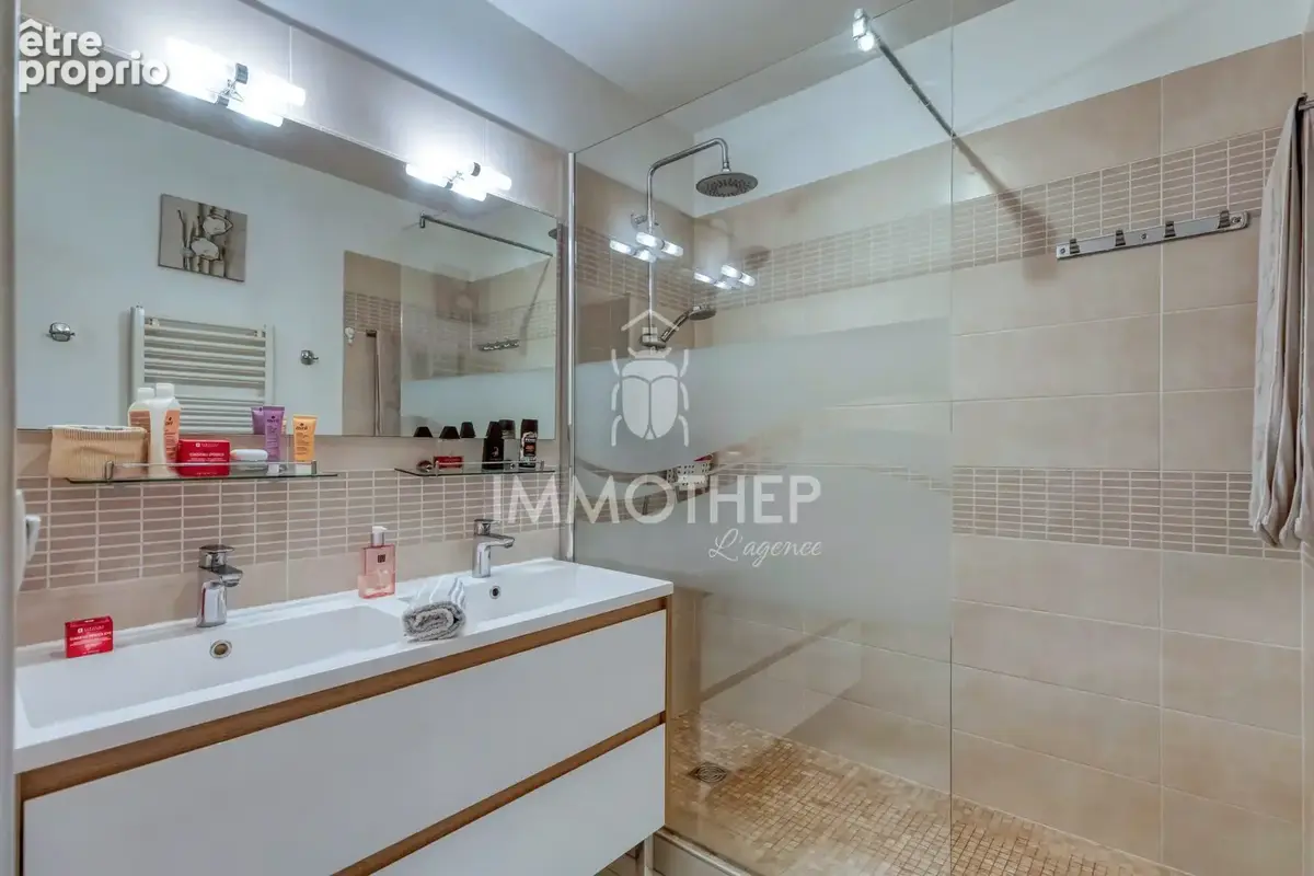Appartement 72 m² à Grenoble  - photo 7