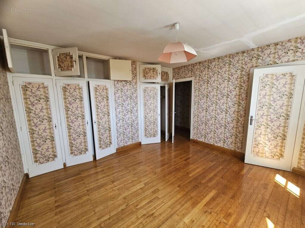 Beau Pavillon entre Ruffec et Sauzé-Vaussais - photo 20