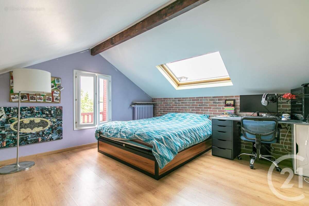 Maison à SAINT-MAUR-DES-FOSSES