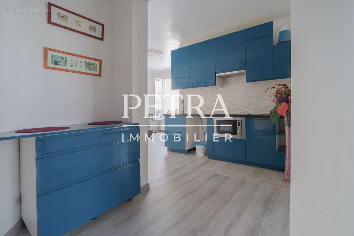 Appartement à IVRY-SUR-SEINE