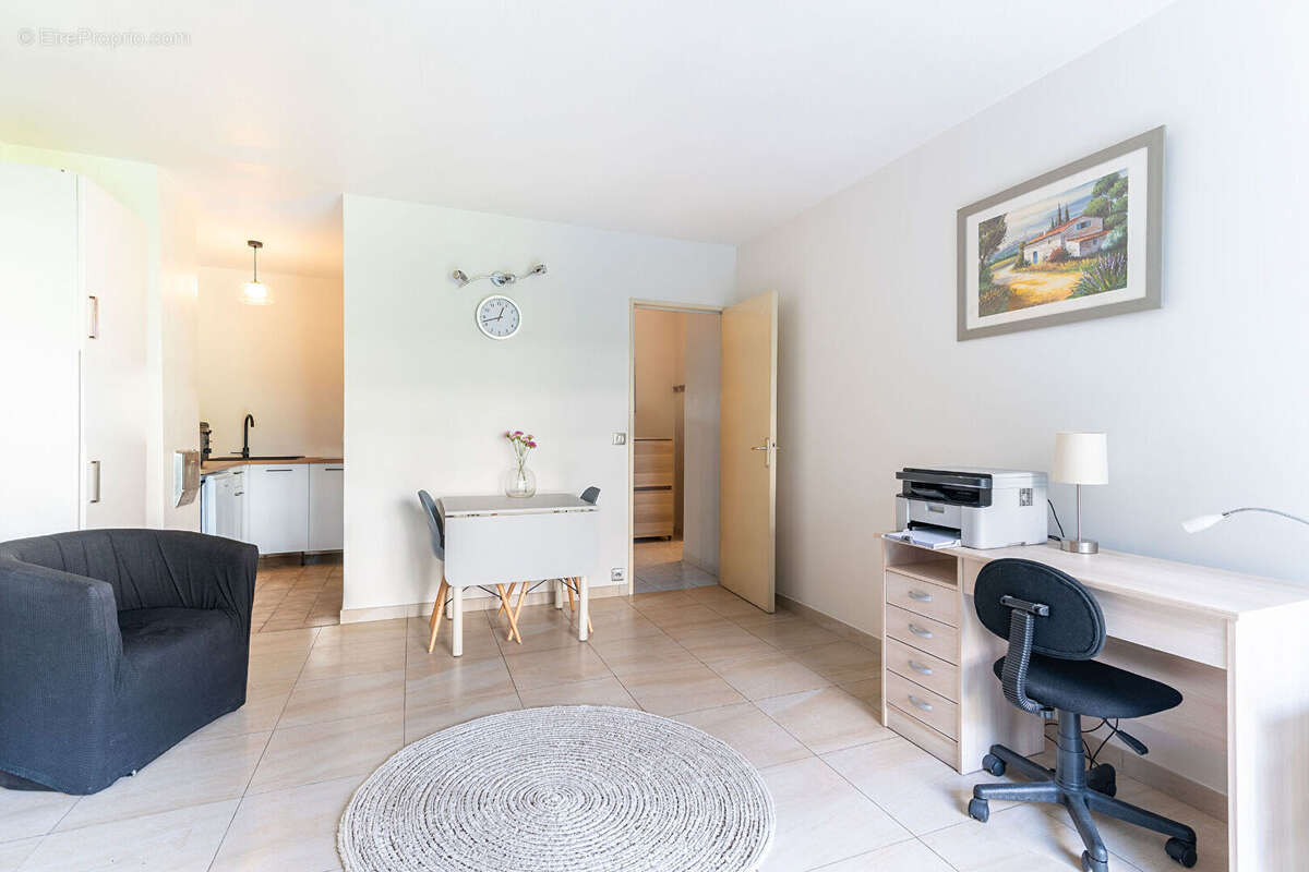 Appartement à PARIS-12E