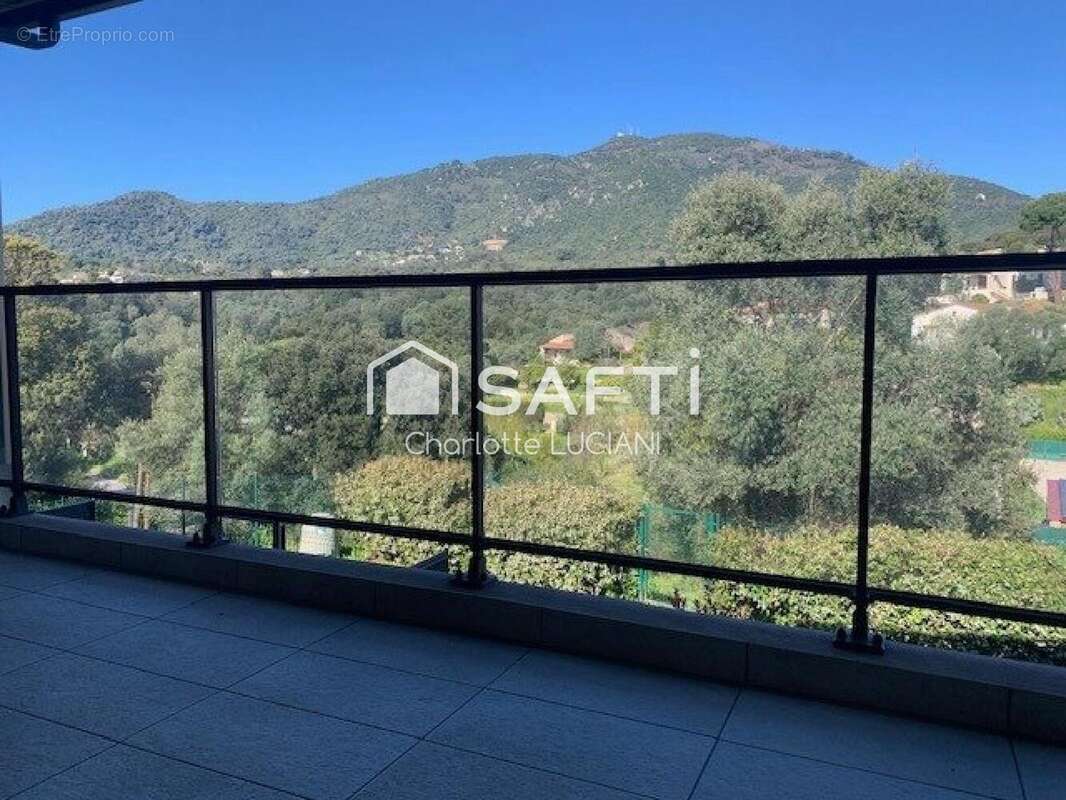 Photo 2 - Appartement à AJACCIO
