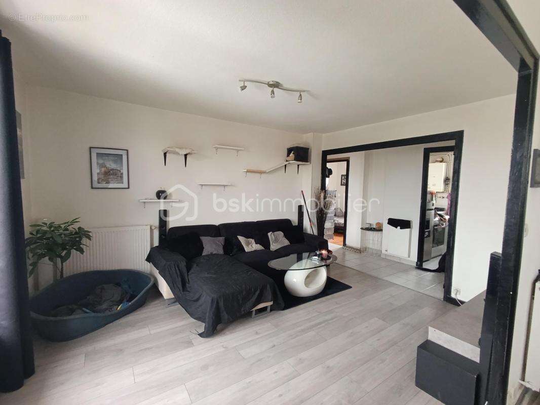 Appartement à LES ABRETS