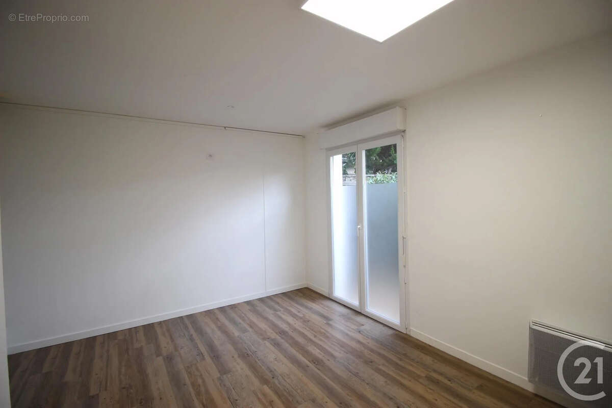 Autre à MONTBONNOT-SAINT-MARTIN