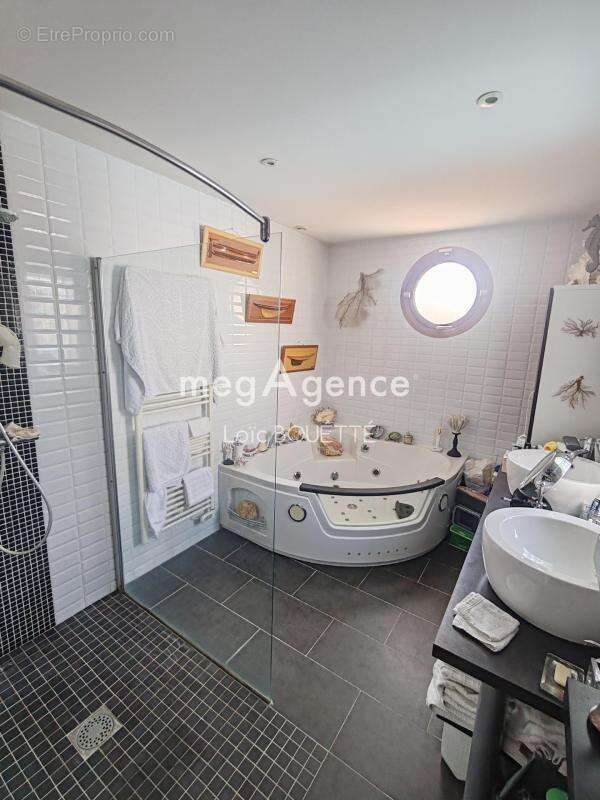 Maison à LA MEZIERE