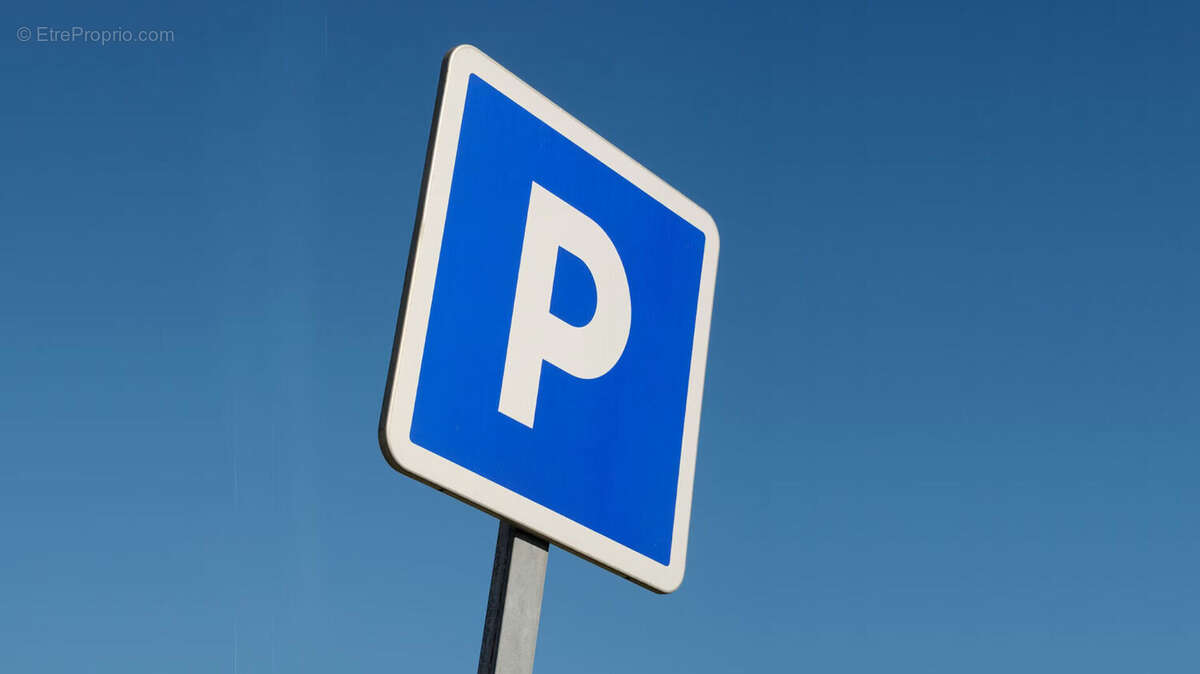 Parking / box Paris  15 m2 - photo 3