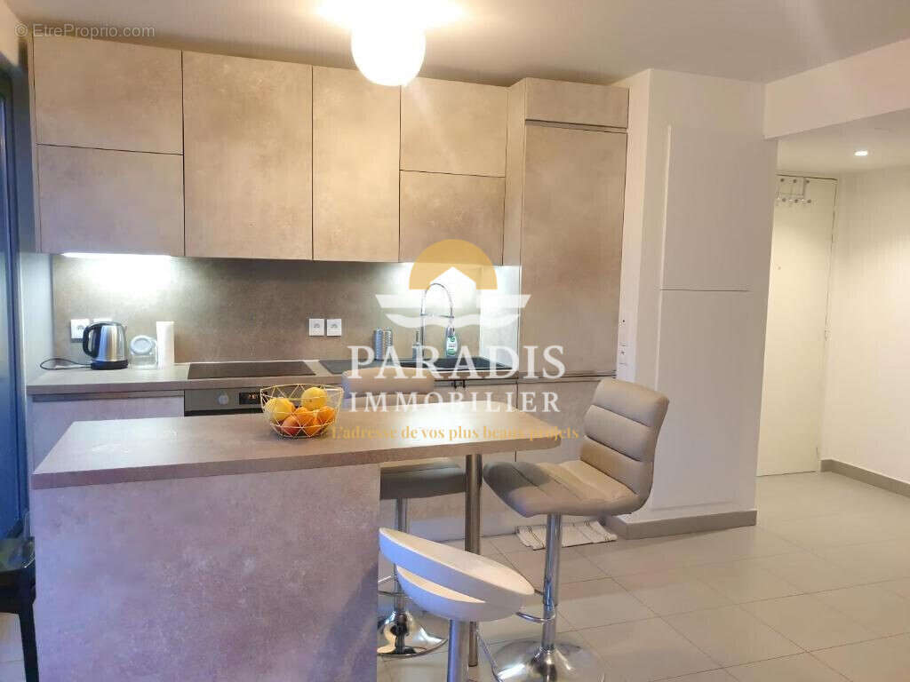 Appartement à ROQUEBRUNE-CAP-MARTIN