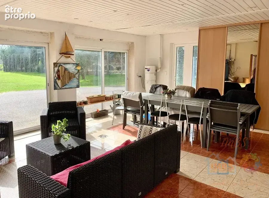 Maison 170 m² à Quincey  - photo 5
