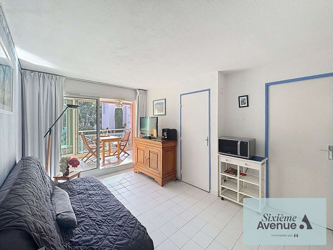 Appartement à SIX-FOURS-LES-PLAGES