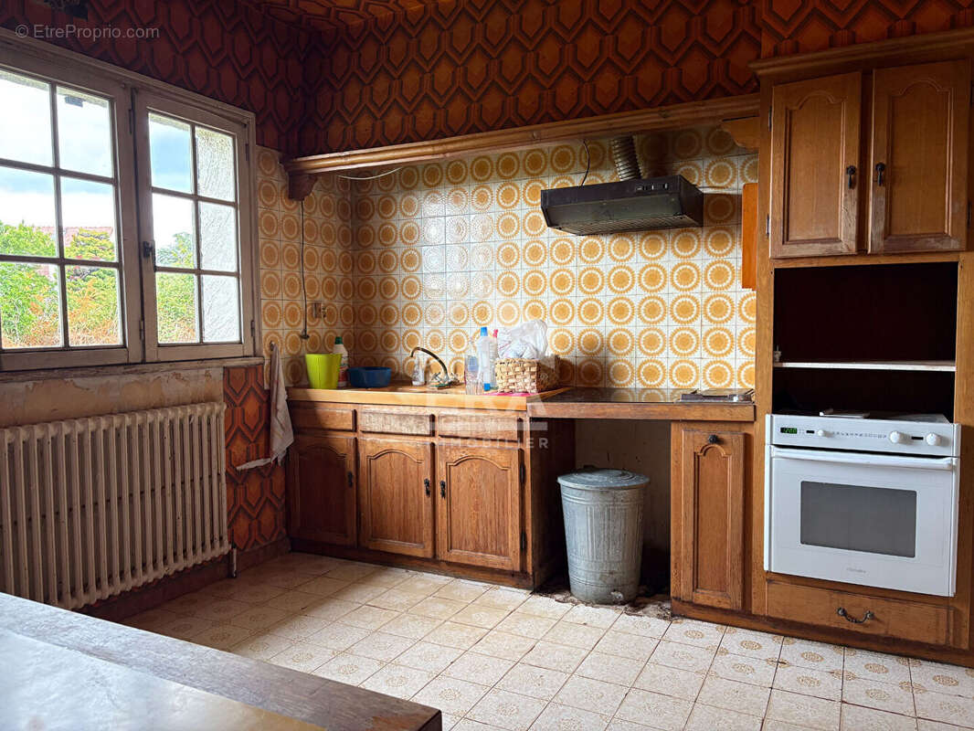 Maison à BEYNES