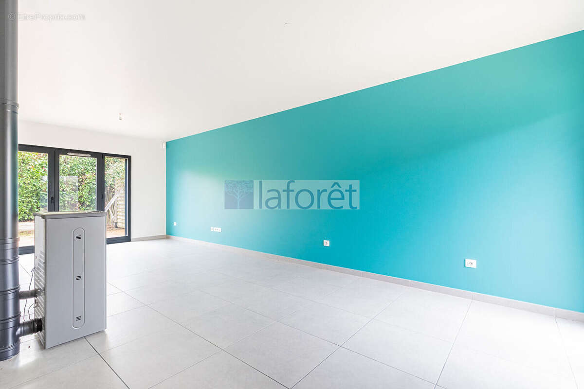 Maison à BALLAINVILLIERS